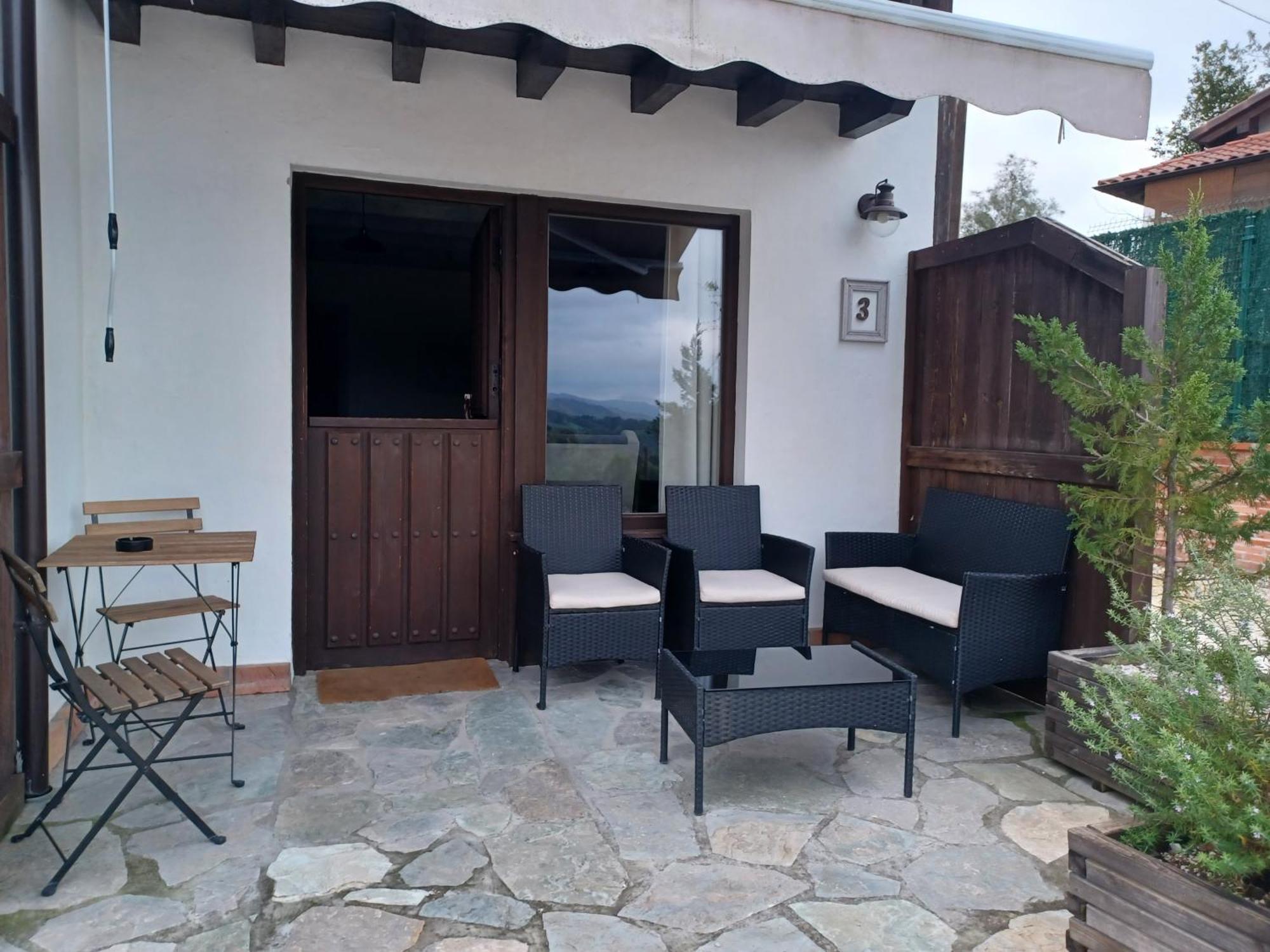 Apartamentos El Llanin Onís Rom bilde