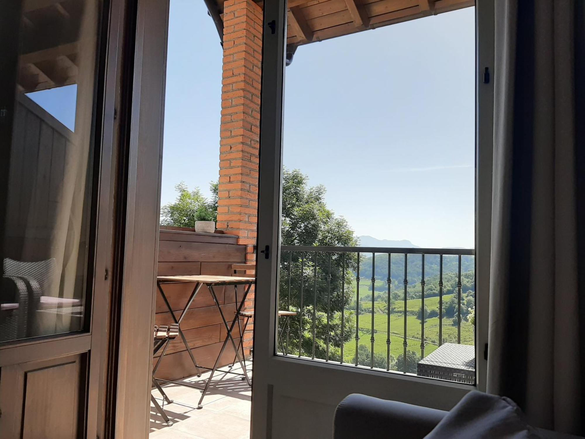 Apartamentos El Llanin Onís Rom bilde